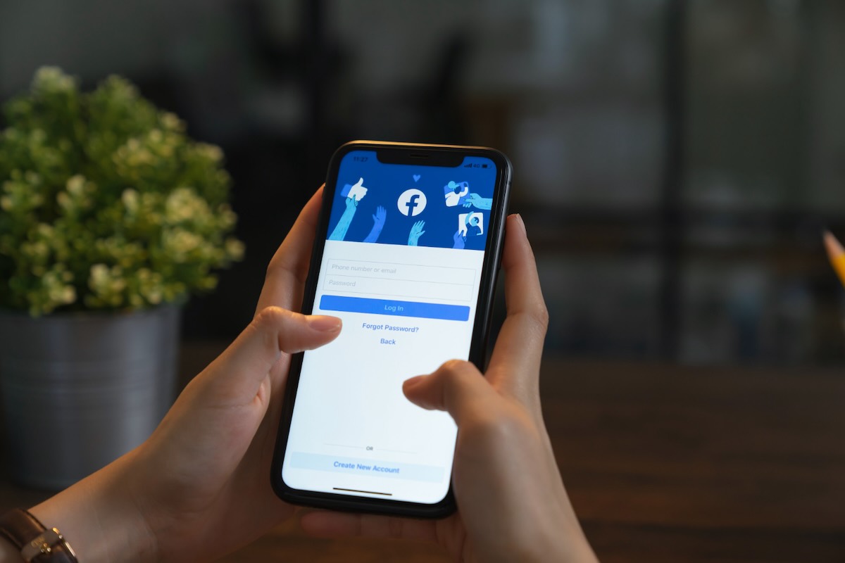 Come accedere al tuo account facebook: guida completa