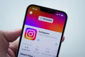 Come vedere le storie di Instagram in anonimo su iPhone e Android: il metodo che funziona davvero
